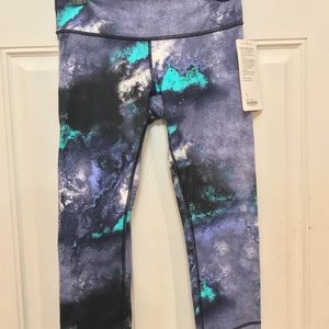 lululemon Pants - Lululemon Wonder Under Crops lululemon Pants - Lululemon Wonder Under Crops